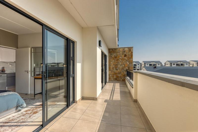 To Let 1 Bedroom Property for Rent in The Huntsman Western Cape